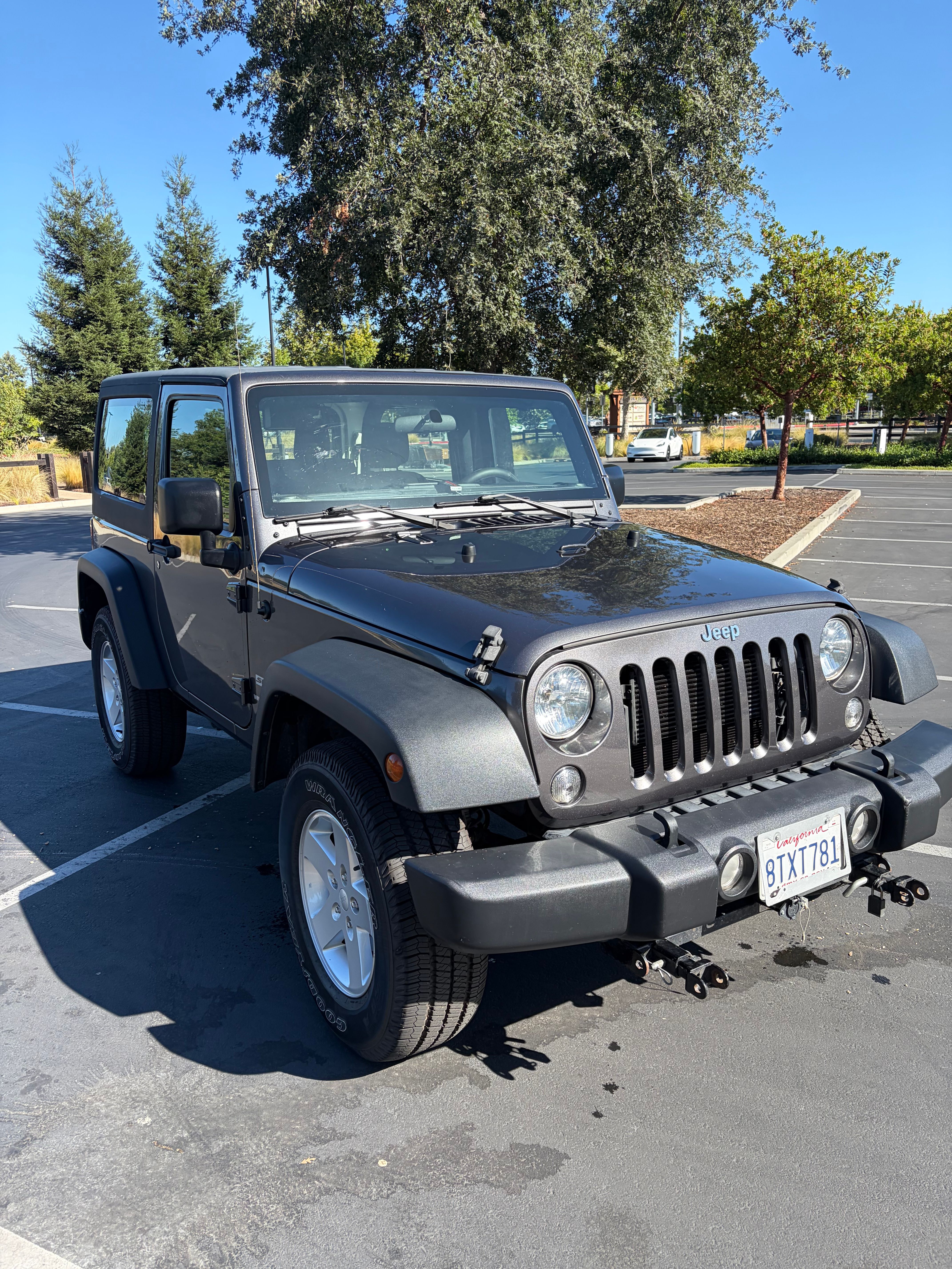 Used 2018 Jeep Wrangler Sport AWD/4WD image 8