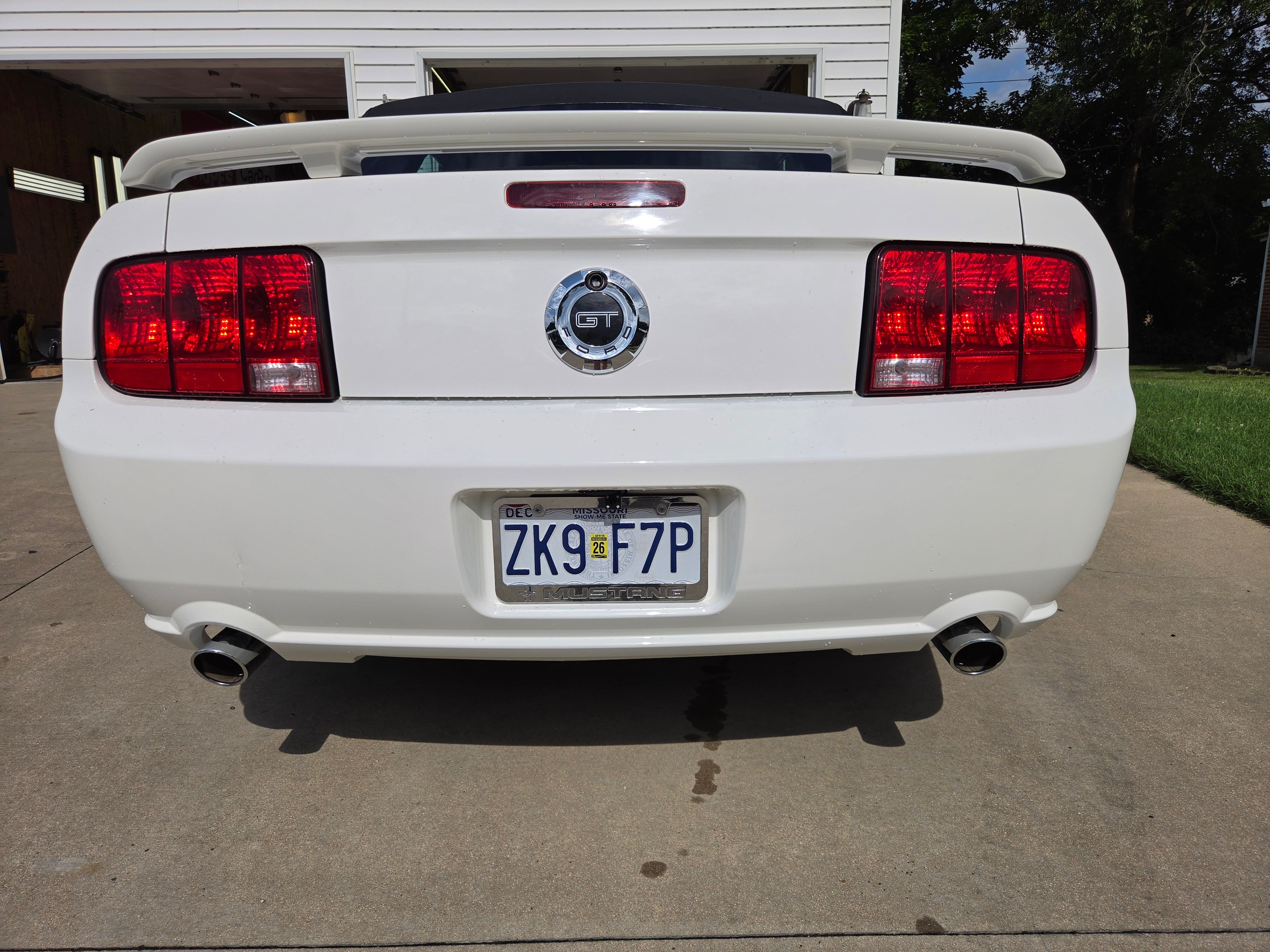 Used 2006 Ford Mustang GT Premium RWD image 4