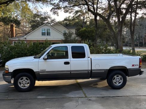 Used 2001 Chevrolet Silverado 1500 LS w/ Off-Road Chassis Pkg image 14