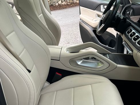 Used 2021 Mercedes-Benz GLE 450 4MATIC image 17