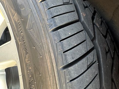 Used 2017 Land Rover Discovery HSE Luxury image 30