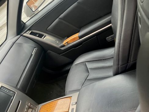 Used 2004 Cadillac XLR RWD image 11