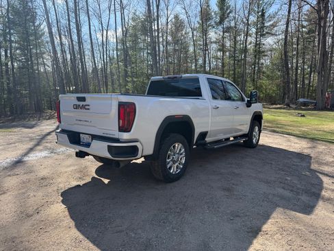 Used 2023 GMC Sierra 3500 Denali w/ Denali Ultimate Package AWD/4WD image 6