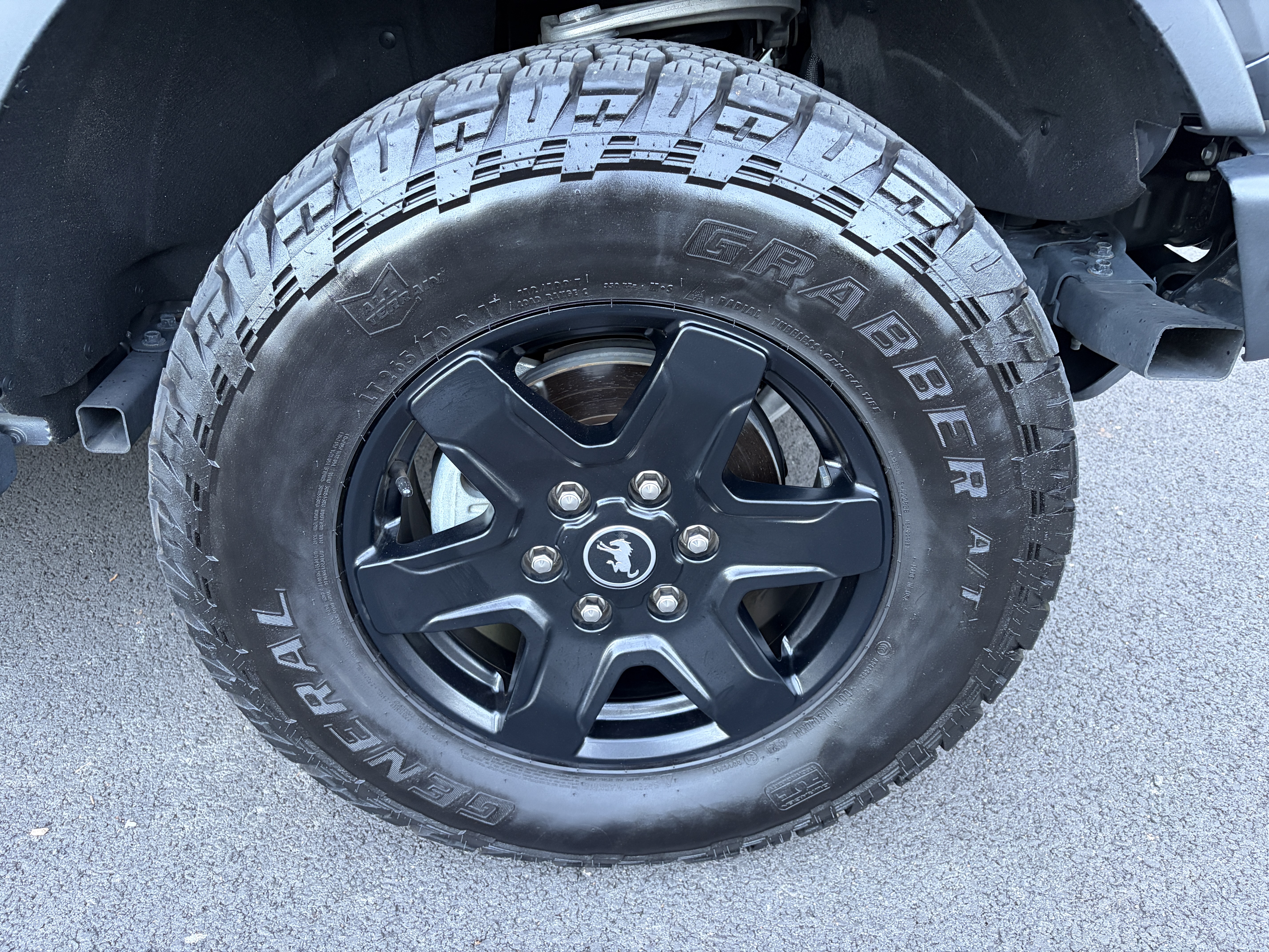 Used 2024 Ford Bronco Black Diamond AWD/4WD image 21