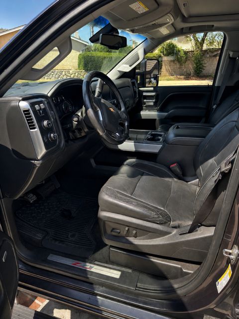 Used 2015 Chevrolet Silverado 2500 LTZ w/ Duramax Plus Package AWD/4WD image 6