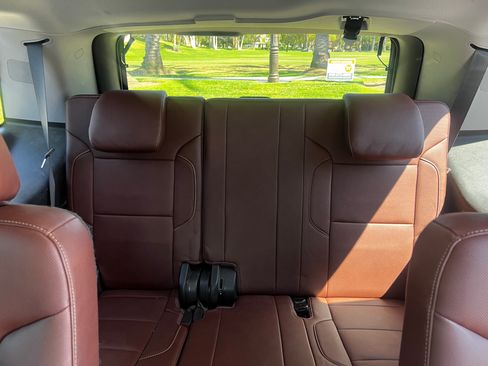 Used 2019 Chevrolet Tahoe Premier w/ Premier Plus Edition image 22