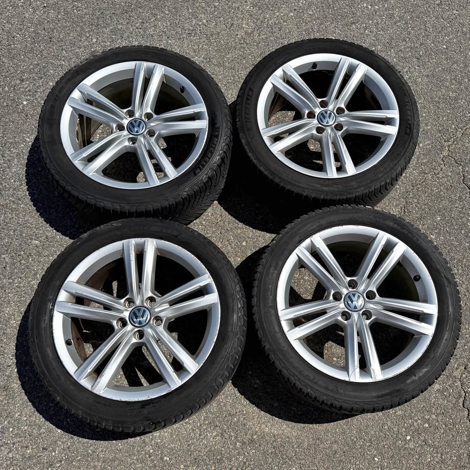Used 2013 Volkswagen CC Sport Plus FWD image 16