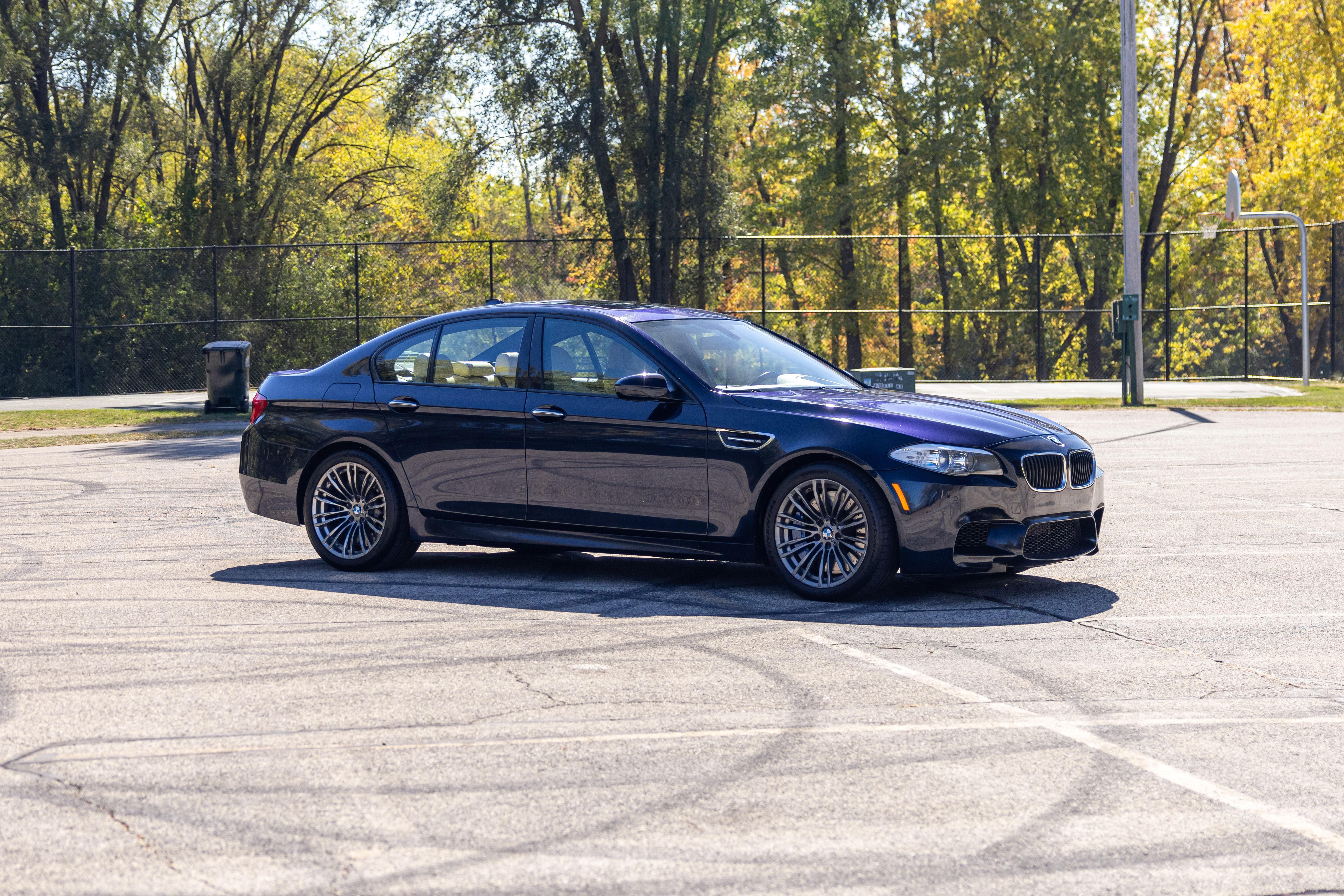 Used 2013 BMW M5 RWD image 15