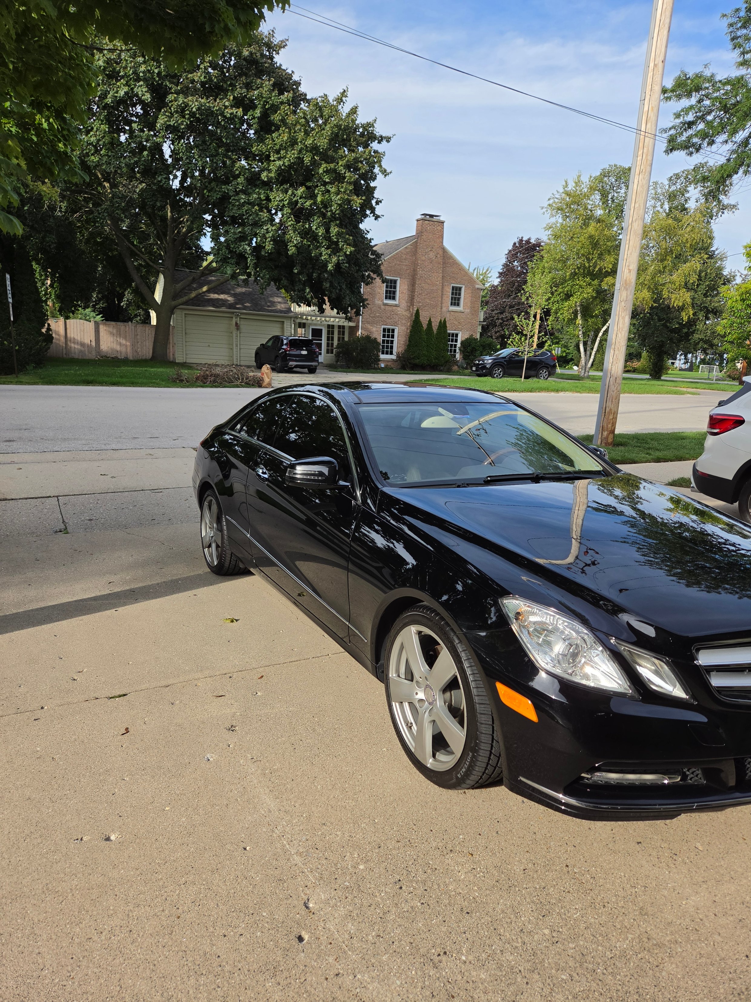 Used 2013 Mercedes-Benz E 350 4MATIC Coupe image 26