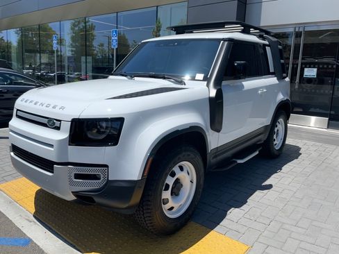 Used 2021 Land Rover Defender 90 S image 4