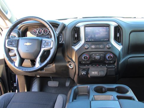 Used 2022 Chevrolet Silverado 1500 LT w/ Safety Package image 19