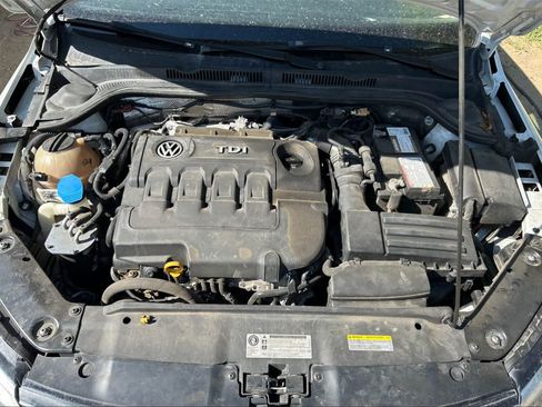 Used 2015 Volkswagen Jetta TDI S image 13