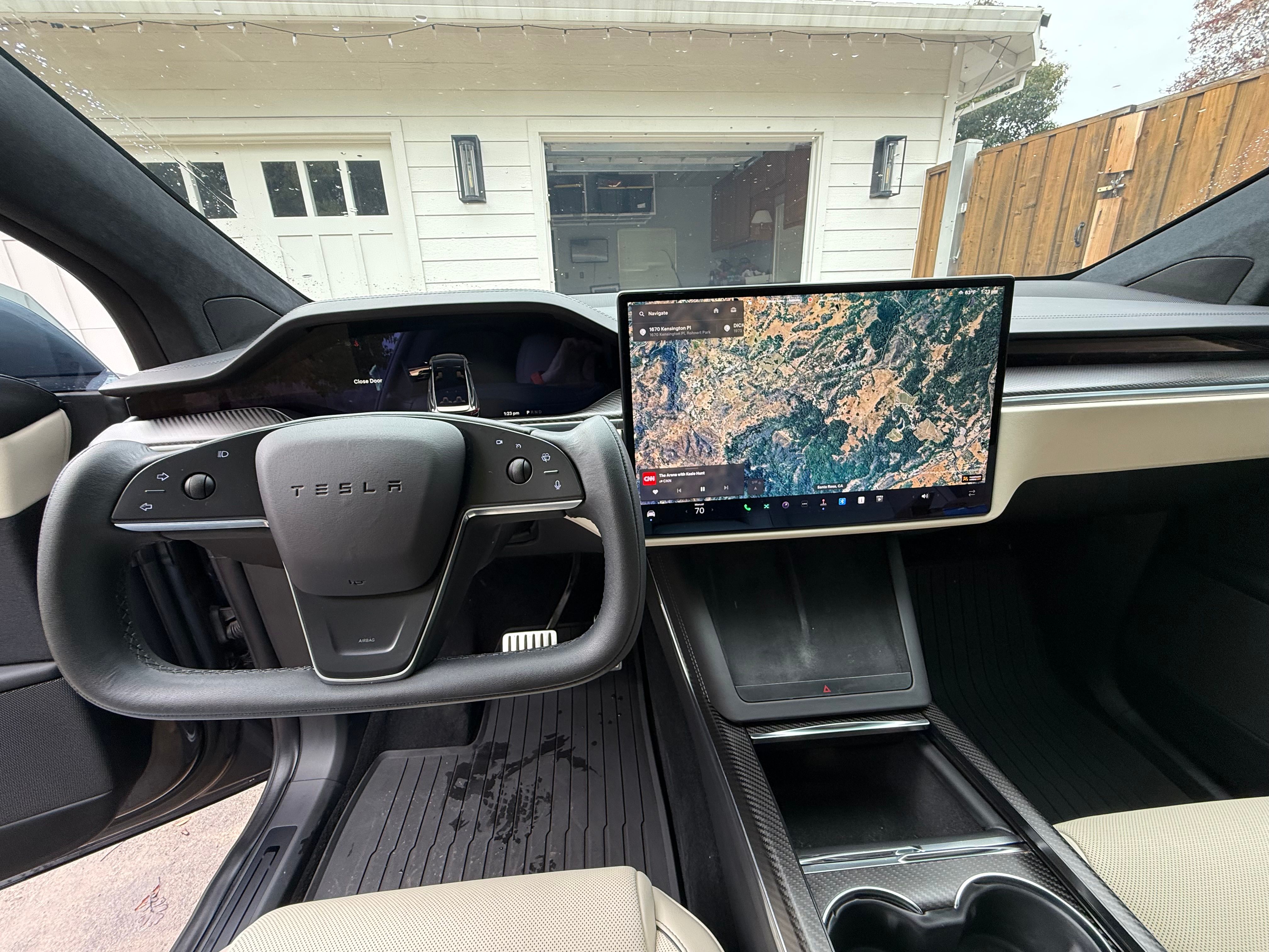 Used 2022 Tesla Model X Plaid AWD/4WD image 9