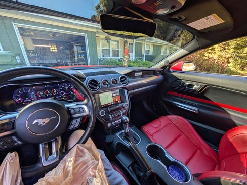 Used 2018 Ford Mustang GT Premium w/ GT Performance Package image 10