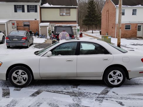 Used 2002 MAZDA Millenia P image 9
