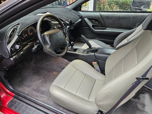 Used 1996 Chevrolet Camaro Z28 image 13