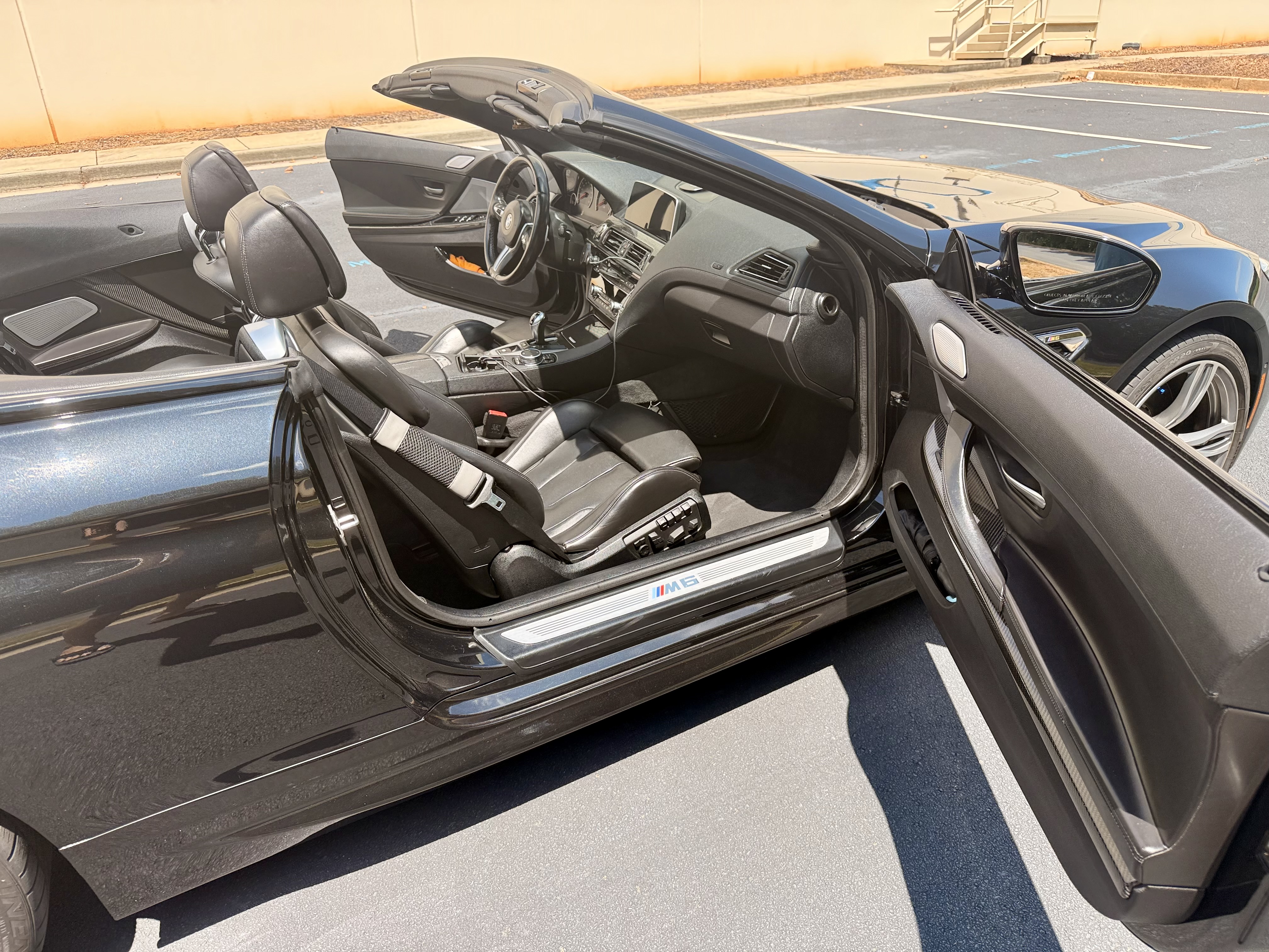 Used 2016 BMW M6 Convertible RWD image 10