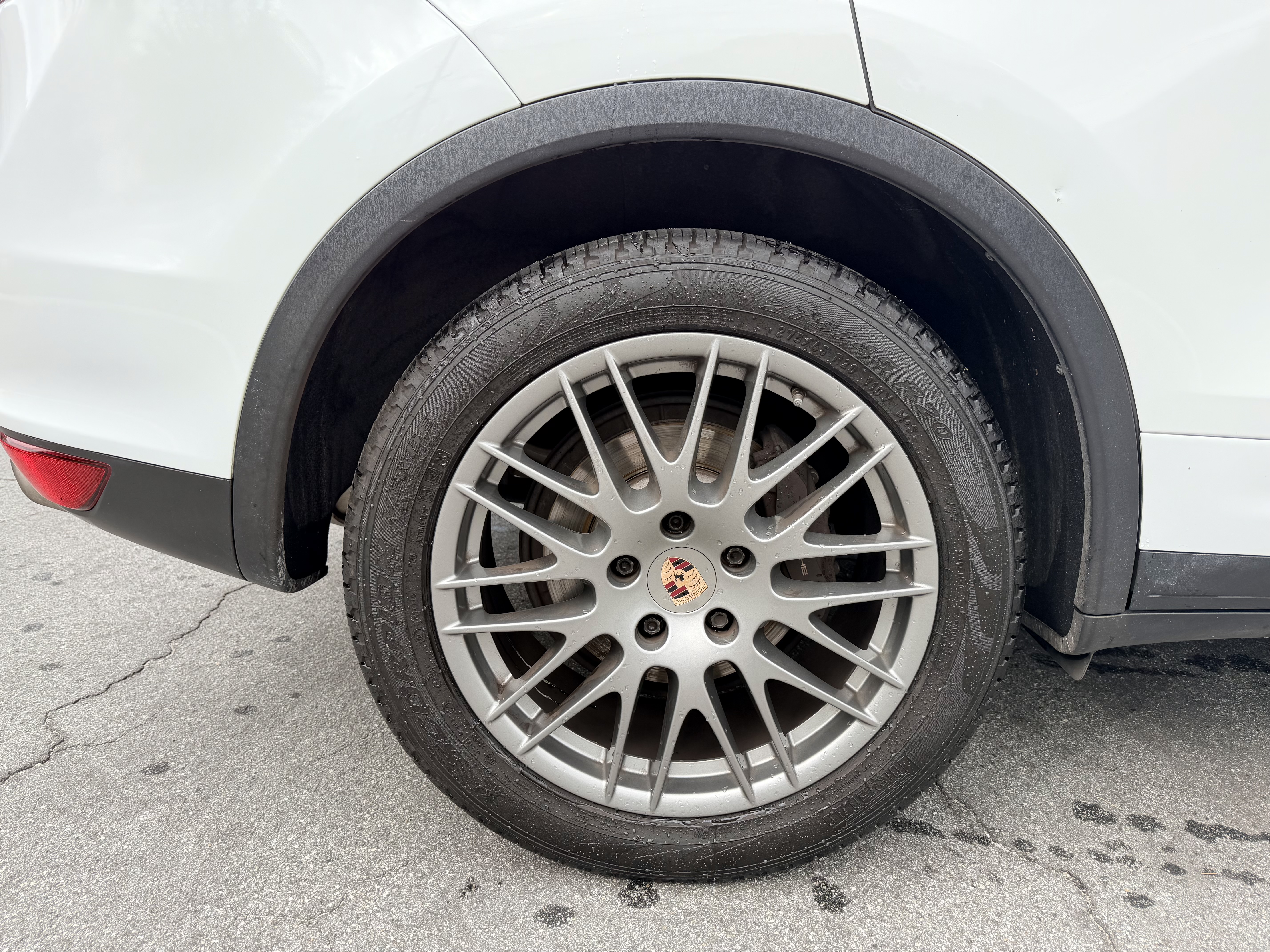 Used 2014 Porsche Cayenne AWD/4WD image 15