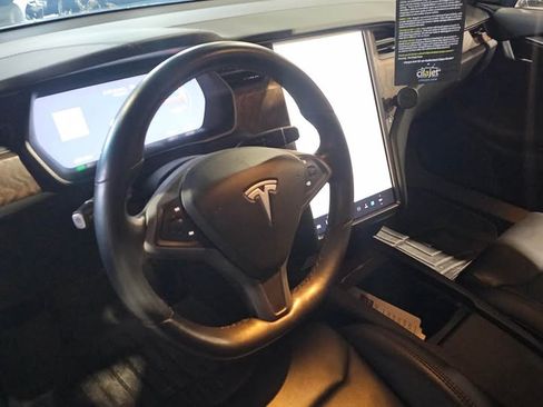 Used 2018 Tesla Model S 100D image 9