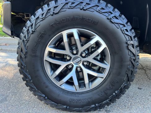 Used 2017 Ford F150 Raptor w/ Equipment Group 802A Luxury AWD/4WD image 27