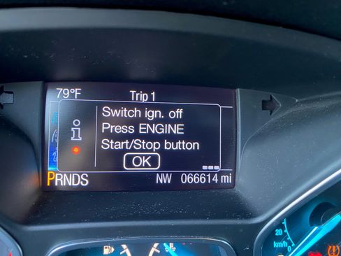 Used 2015 Ford Escape Titanium image 11