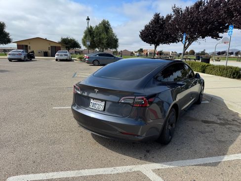 Used 2022 Tesla Model 3 Standard Range RWD image 6