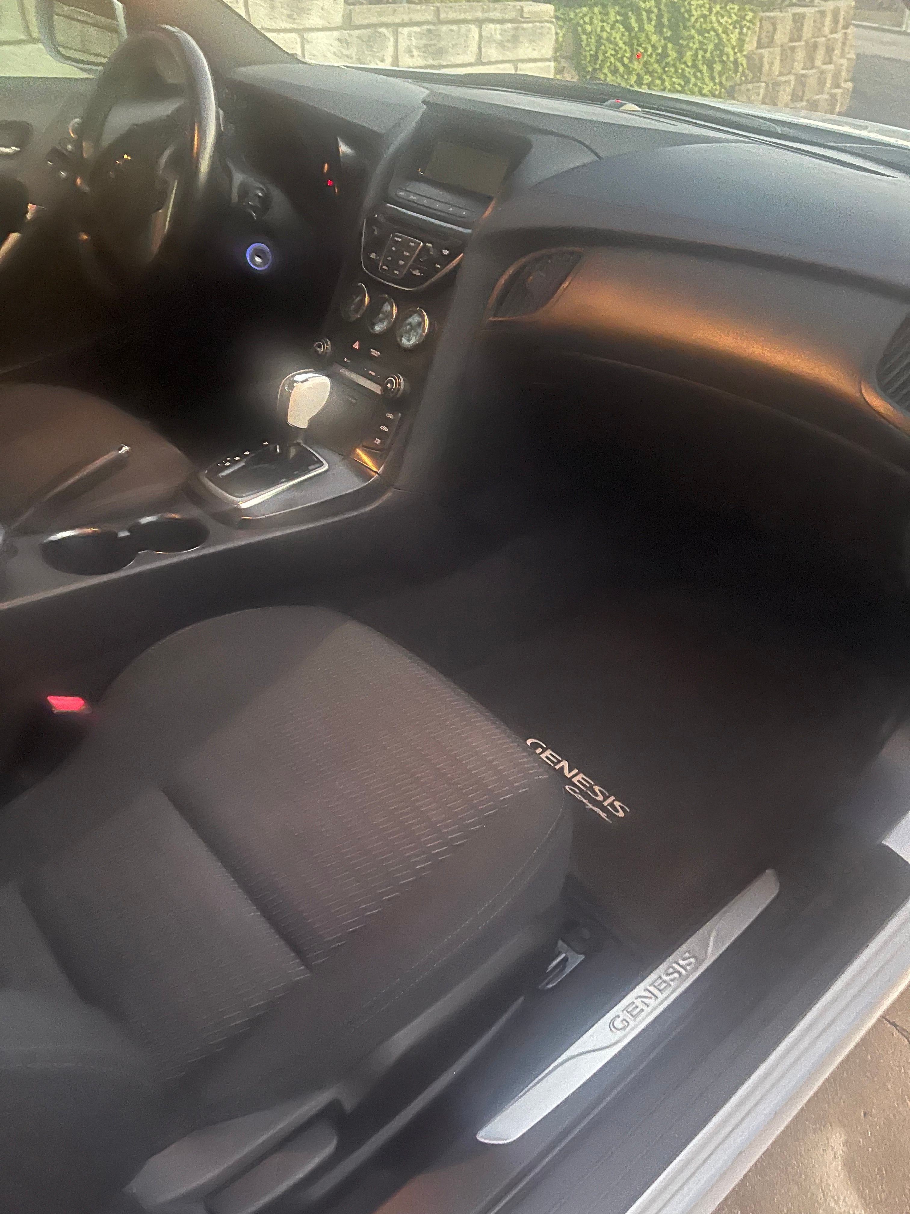 Used 2013 Hyundai Genesis 2.0T RWD image 11
