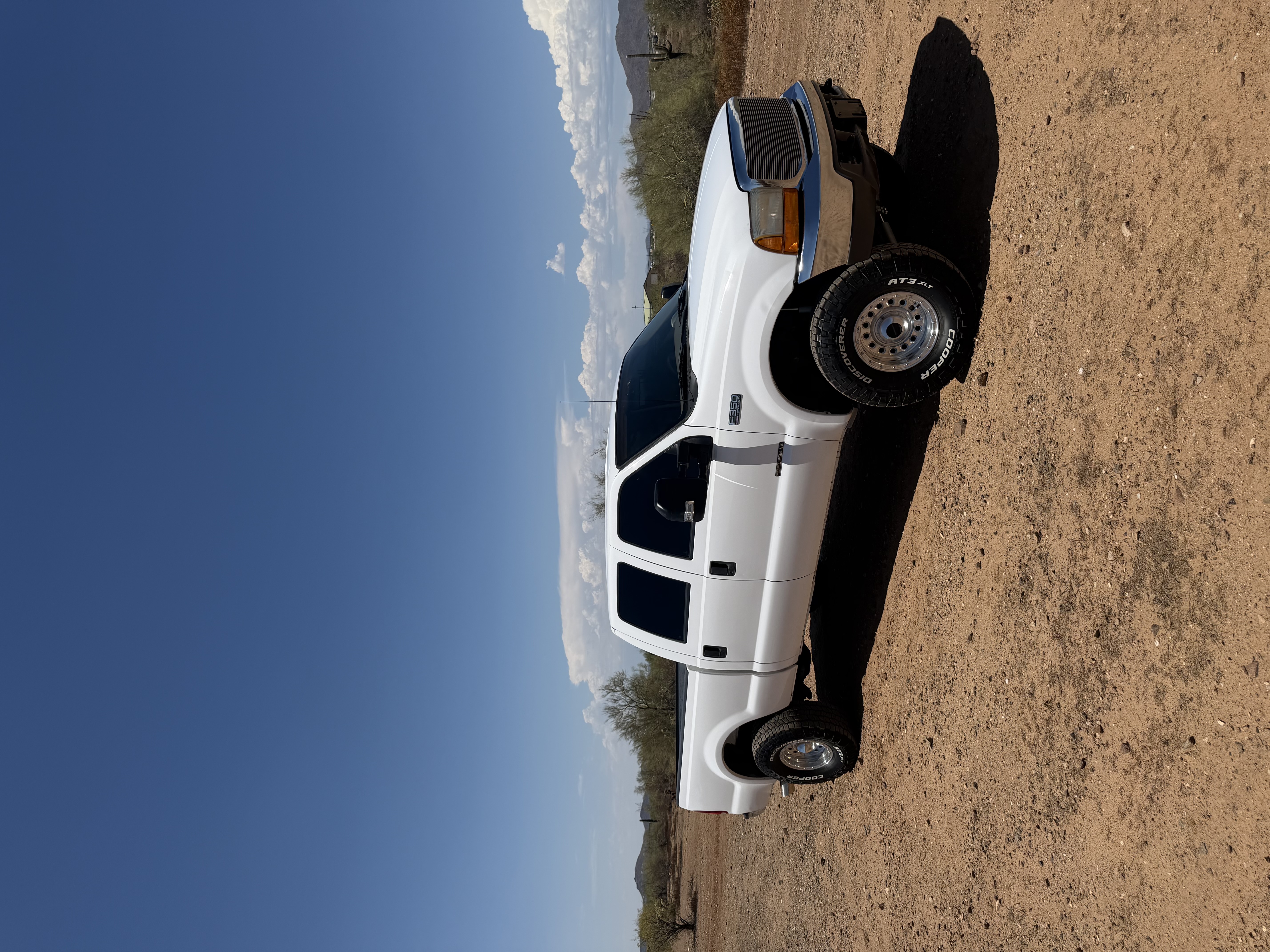 Used 2000 Ford F350 4x4 Crew Cab Super Duty image 6
