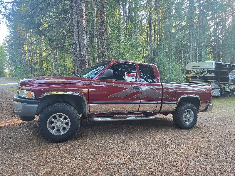 Used 1999 Dodge Ram 1500 Truck 4x4 Quad Cab image 1