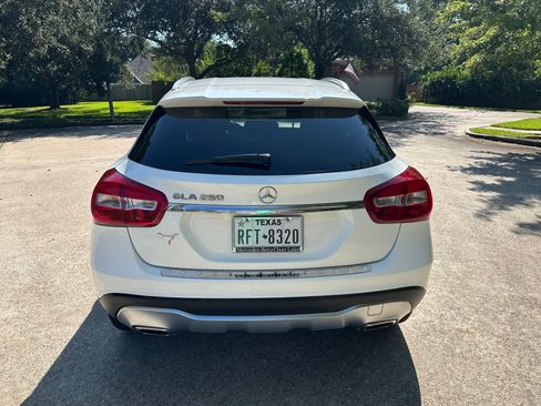Used 2019 Mercedes-Benz GLA 250 image 8