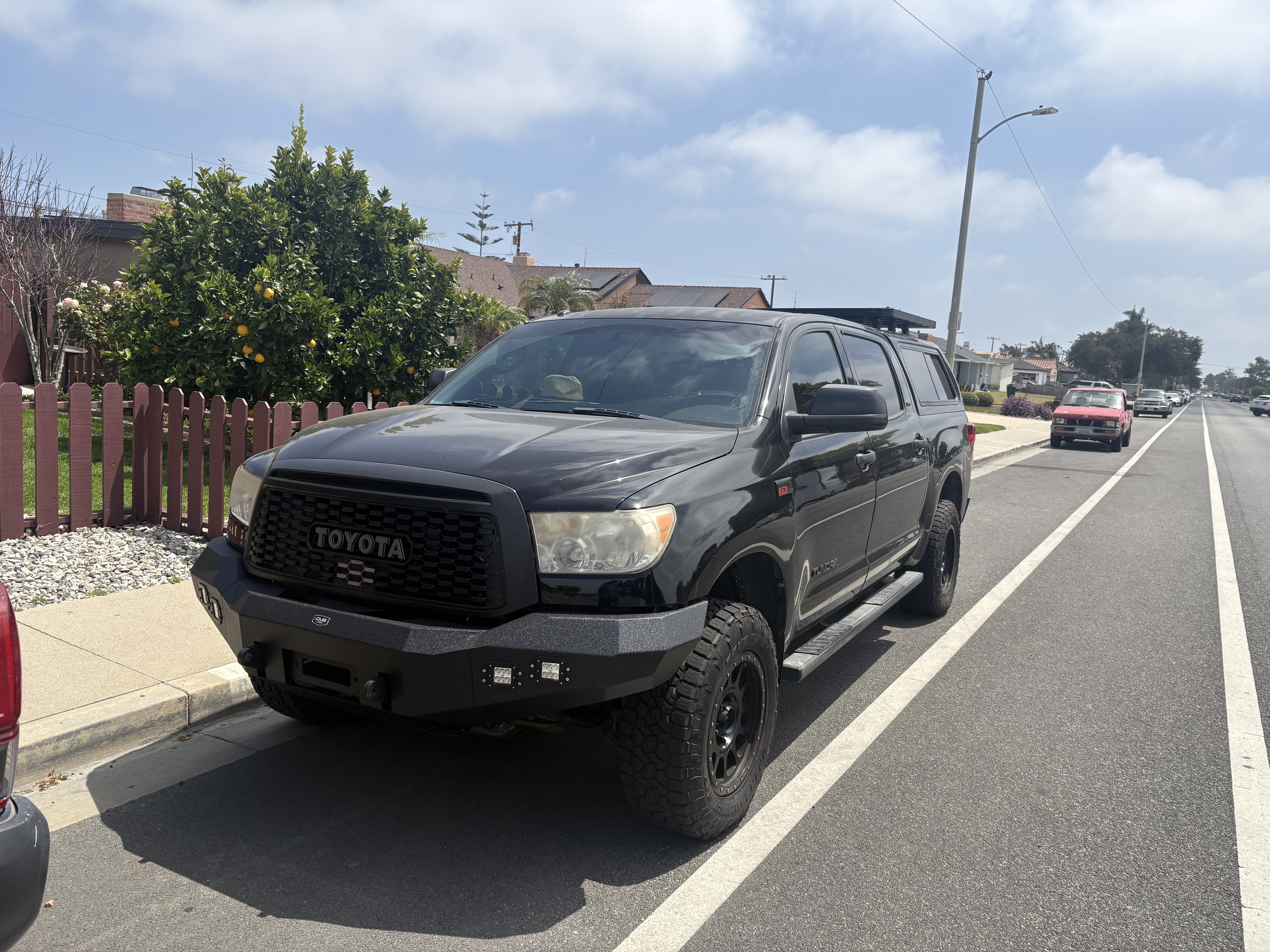 Used 2012 Toyota Tundra 4x4 CrewMax w/ TRD Off-Road Pkg image 5