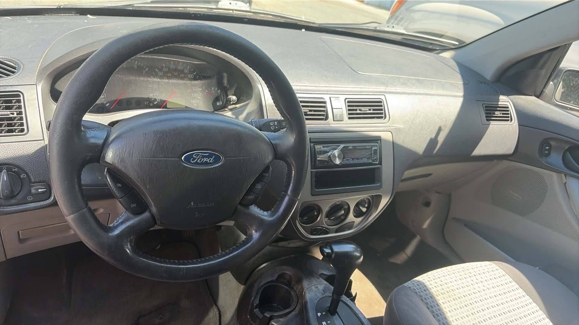 Used 2007 Ford Focus SES FWD image 13