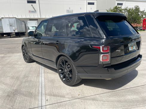 Used 2022 Land Rover Range Rover P525 Westminster Edition image 2