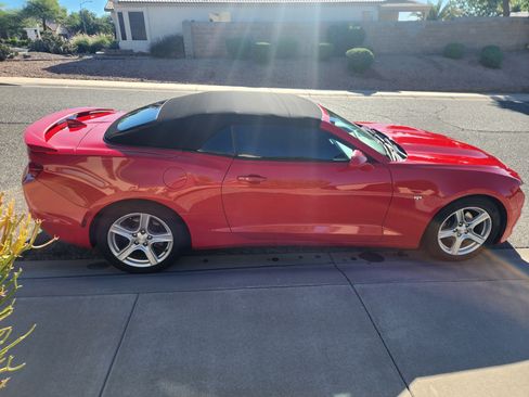 Used 2020 Chevrolet Camaro LT image 12
