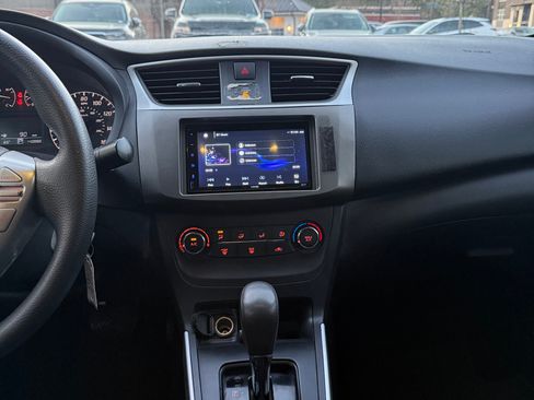 Used 2017 Nissan Sentra S image 13