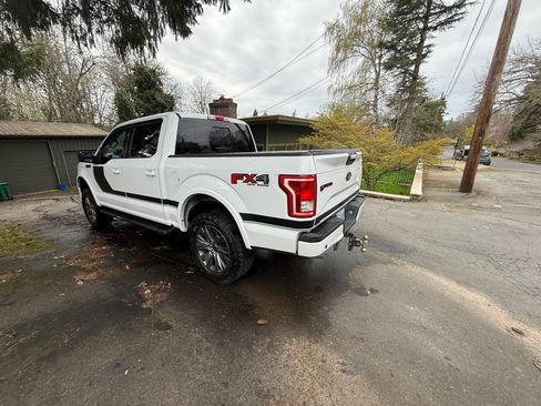Used 2017 Ford F150 XLT w/ Equipment Group 302A Luxury image 2