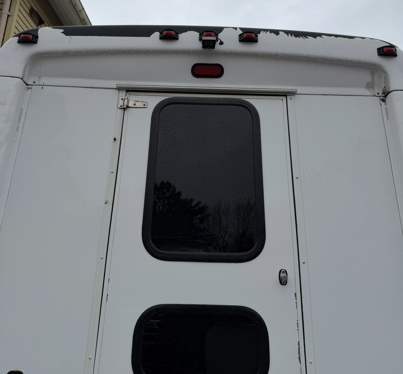 Used 2016 Ford E-450 and Econoline 450 Super Duty w/ Shuttle Bus Prep Package RWD image 27