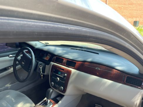Used 2009 Chevrolet Impala LT image 5