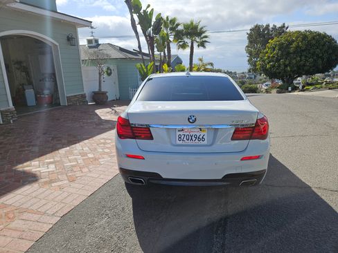 Used 2015 BMW 750Li 750Li Sedan 4D image 9