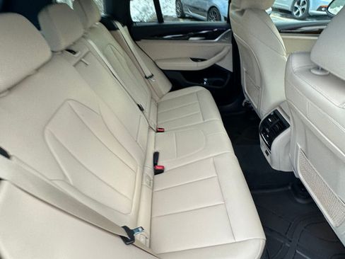 Used 2021 BMW X3 M40i w/ Parking Assistance Package image 17