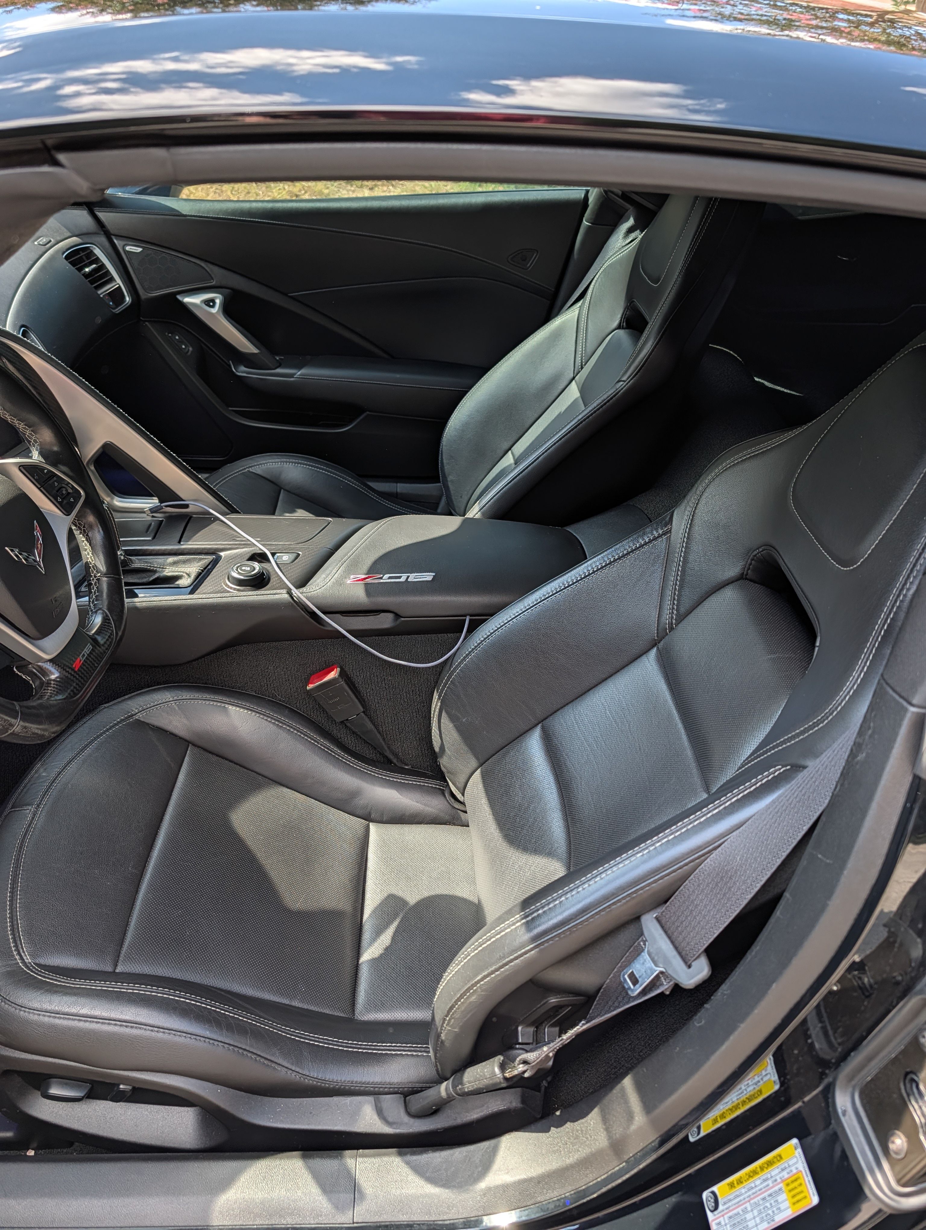 Used 2019 Chevrolet Corvette Z06 RWD image 13
