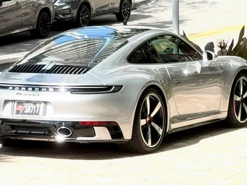 Used 2024 Porsche 911 Carrera S RWD image 12