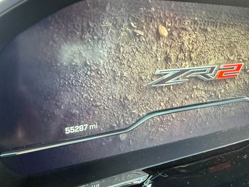 Used 2024 Chevrolet Silverado 1500 ZR2 w/ Technology Package AWD/4WD image 13