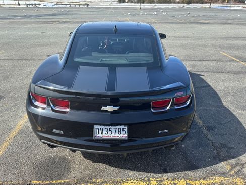 Used 2010 Chevrolet Camaro SS w/ RS Package image 10