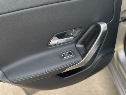 Used 2020 Mercedes-Benz A 220 image 16
