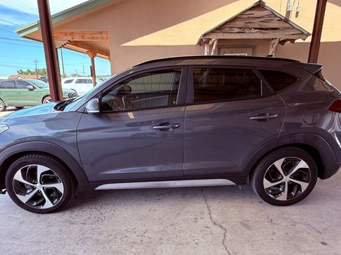 Used 2018 Hyundai Tucson Value FWD image 1