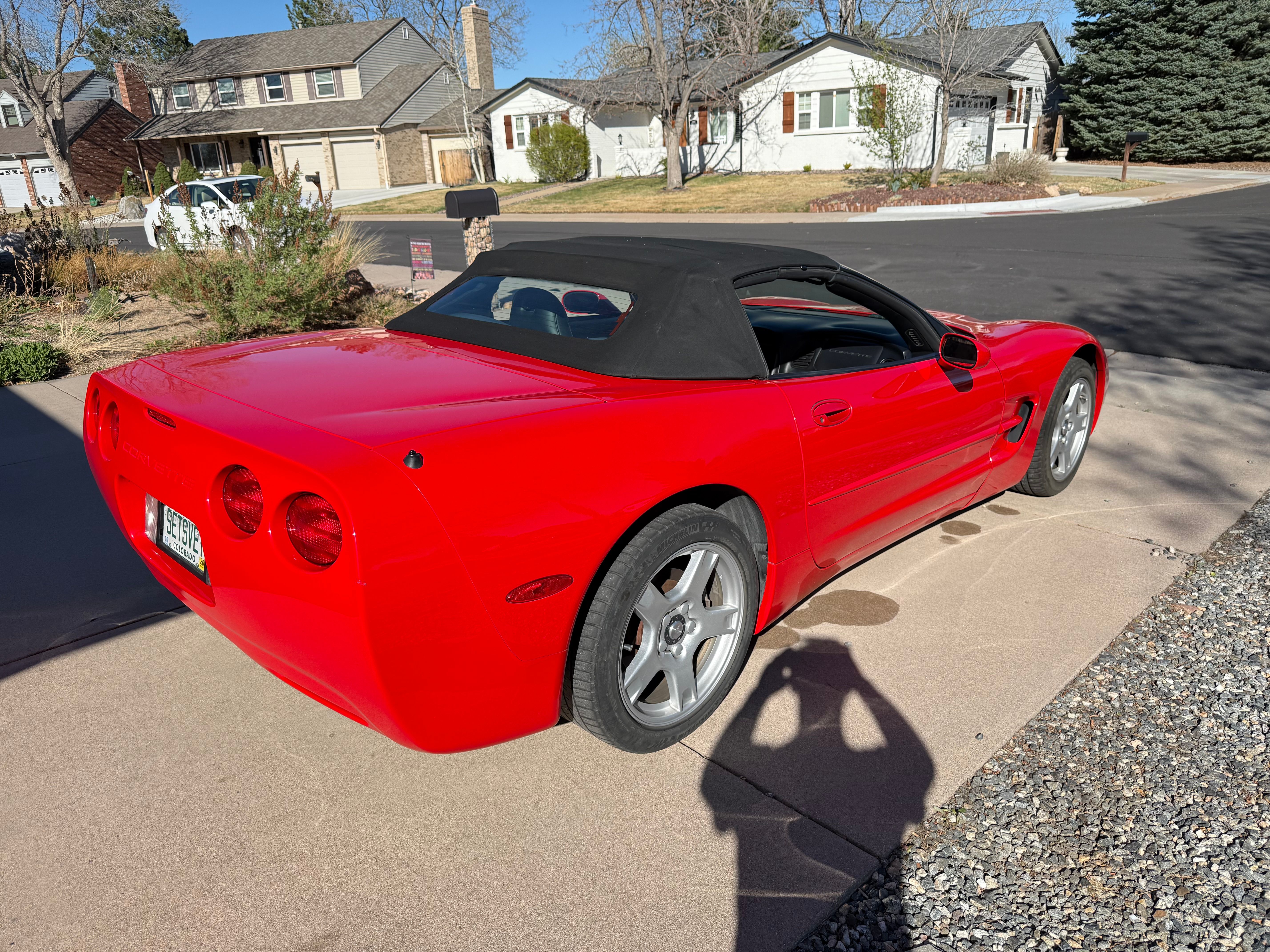 Used 1999 Chevrolet Corvette Convertible w/ Memory Pkg RWD image 8
