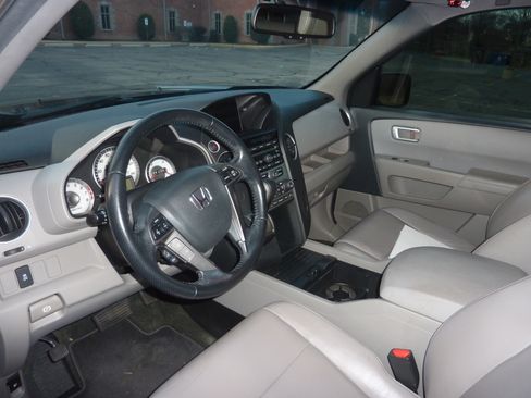 Used 2014 Honda Pilot EX-L image 11