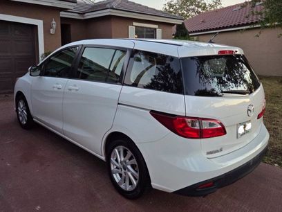 Used 2014 MAZDA MAZDA5 Sport