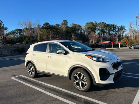 Used 2021 Kia Sportage LX w/ LX Fwd Popular Package image 1